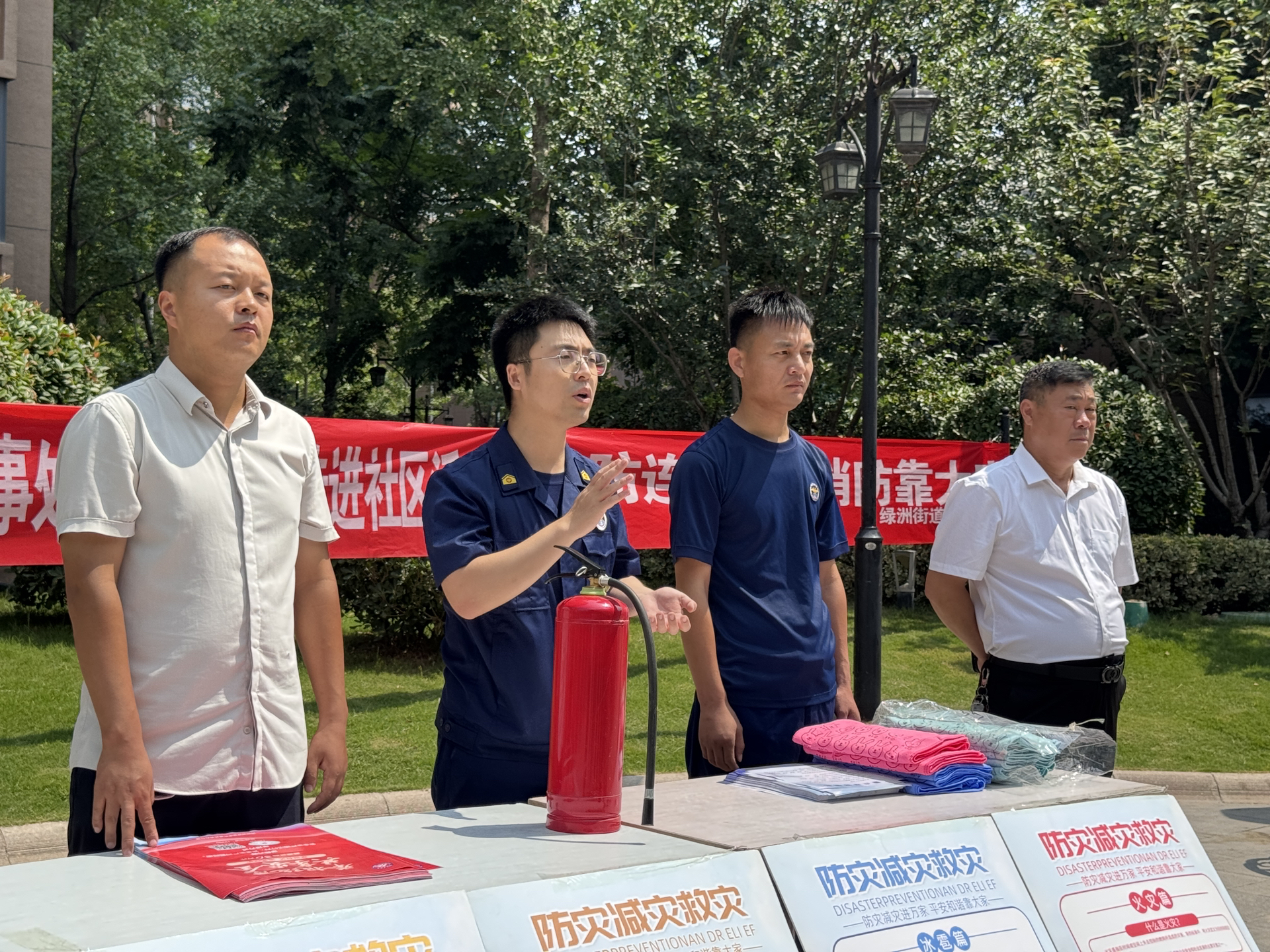 今晚体能课后，北京国安绝杀压哨备战社区盾，赛场秩序良好，赛季目标并未改变的简单介绍雷神超