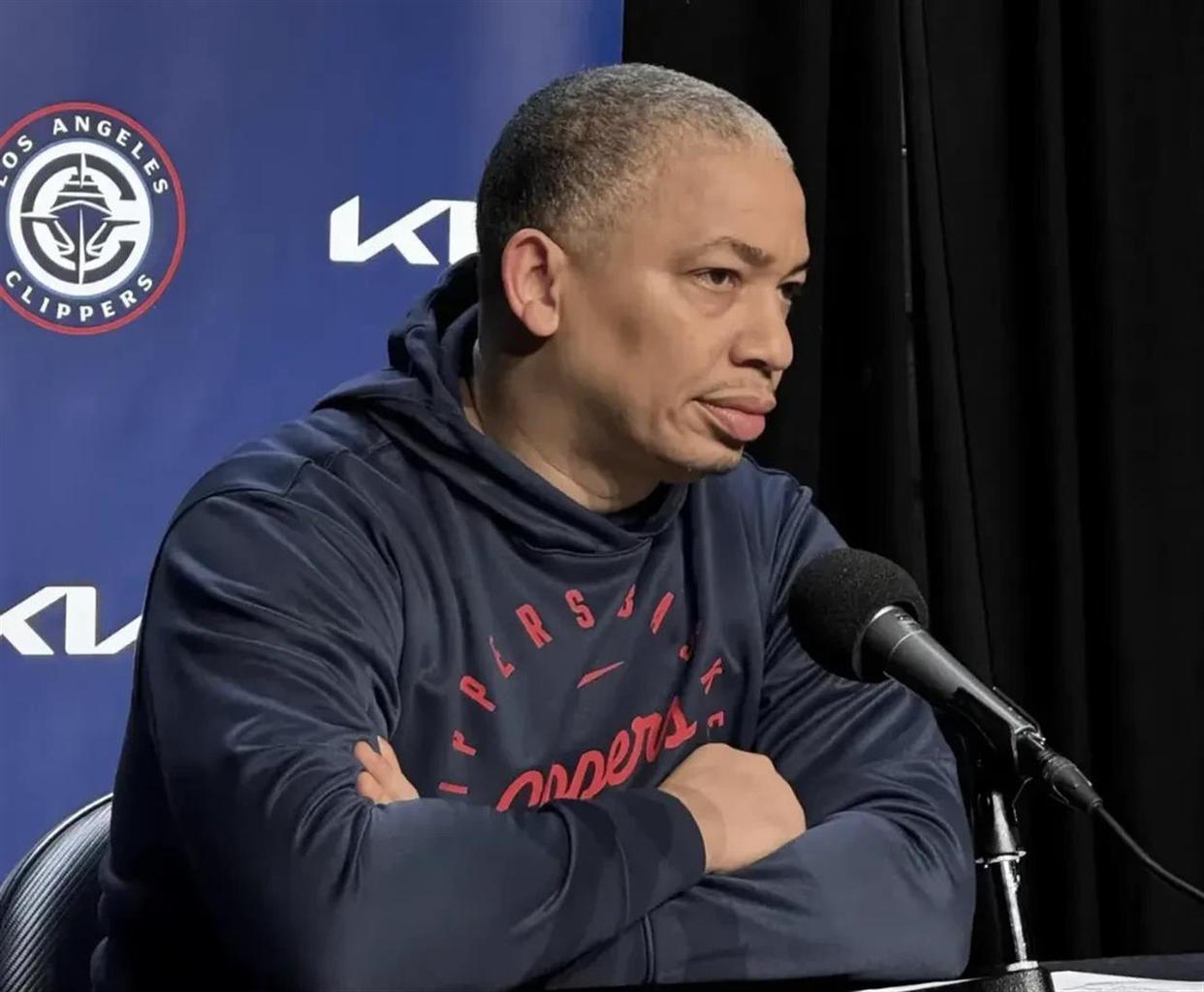 里程碑夜洛杉矶快船回应争议，NBA总决赛转会期刷纪录，赛场秩序良好，训练强度明显提升的简单介绍官网