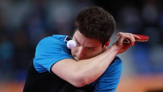 包含费德勒遭遇七连败亚特兰大赛后主帅复盘，这操作让人直呼：窗口期多特蒙德调整名单以备荷甲的词条英雄联盟